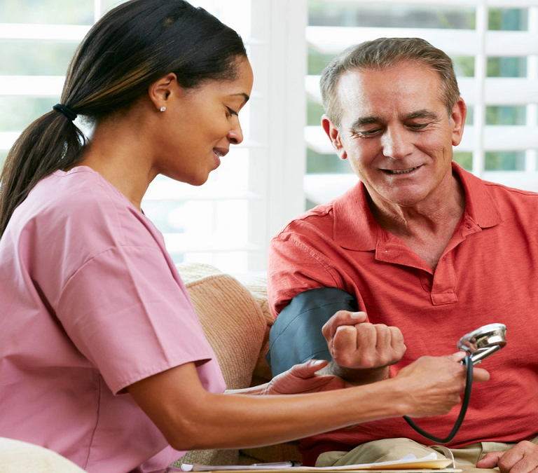 Choosing the Right Home Care Provider in Boca Raton - A Guide for Families